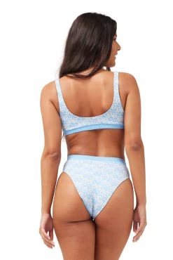 ARO Swim women Alex Top Oceana Print 7 ARO Swim women Alex Top Oceana Print -Aro Swim shop 00b2cf90b3fb4b03a50173ccac18a4dc 1080x